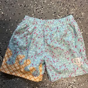 Baseball Lifestyle Youth Shorts (Size Medium/10)